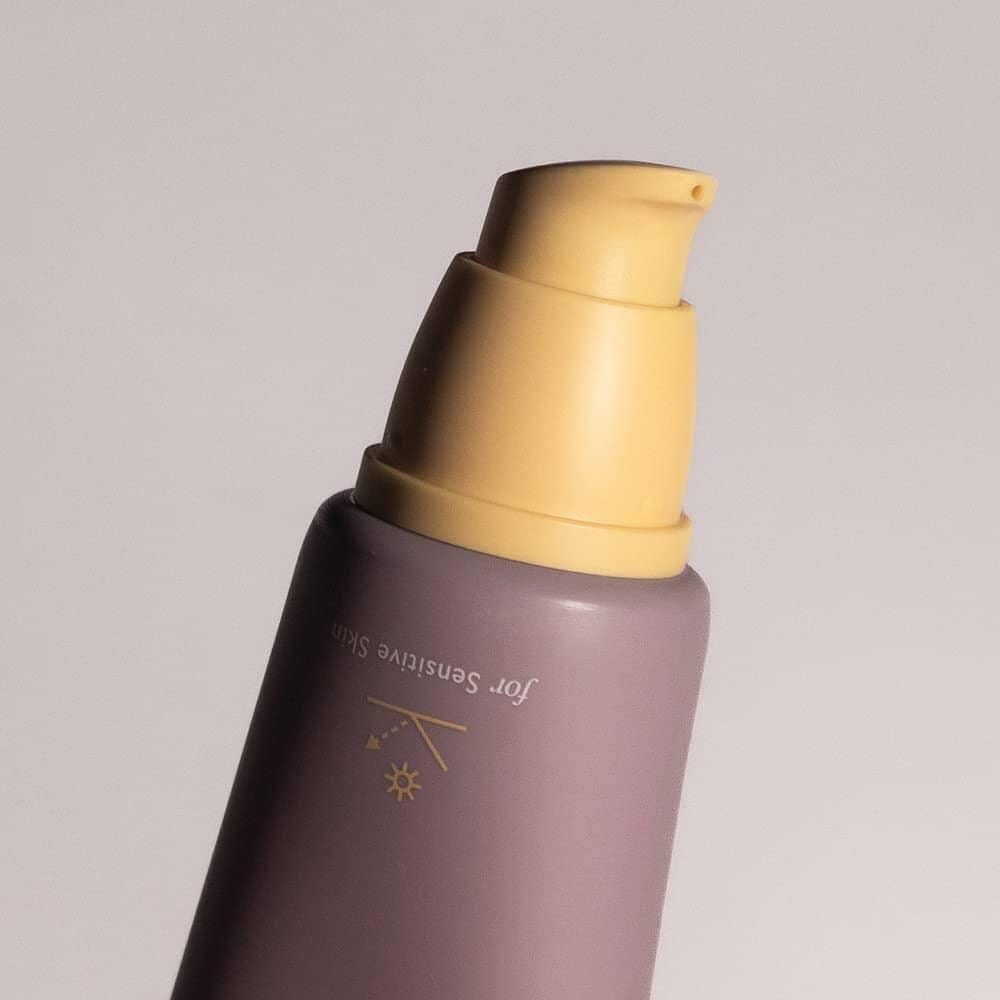 haruharu-wonder-black-rice-pure-mineral-relief-daily-sunscreen-spf50-pa-50ml-skin-care-skin1004-sri-lanka-orion-beauty-skin1004-official-sole-authorised-reseller-834941 - Orion Beauty