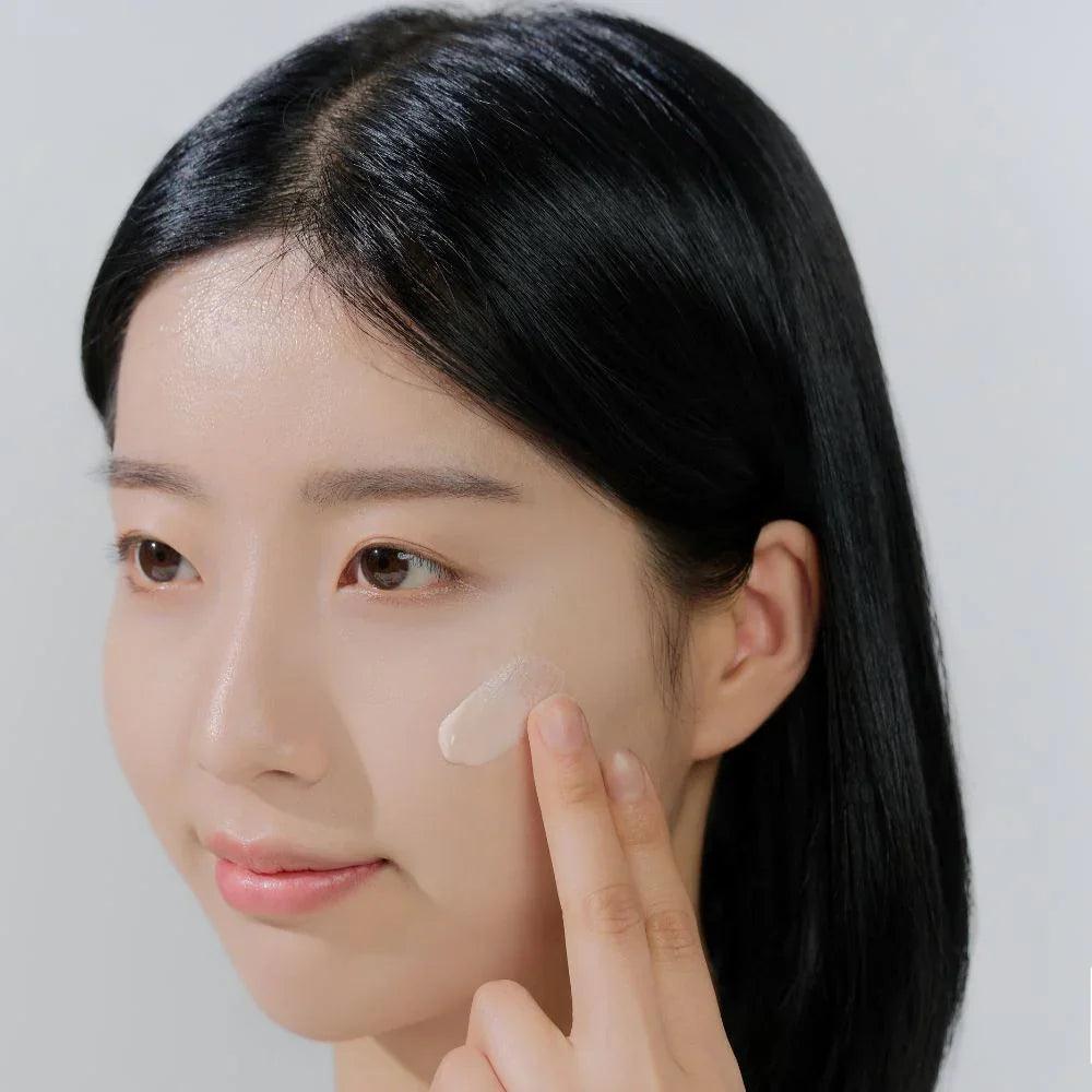 SKIN1004 Madagascar Centella Tone Brightening Tone-up Sunscreen SPF50+ PA++++ 50ml - Orion Beauty