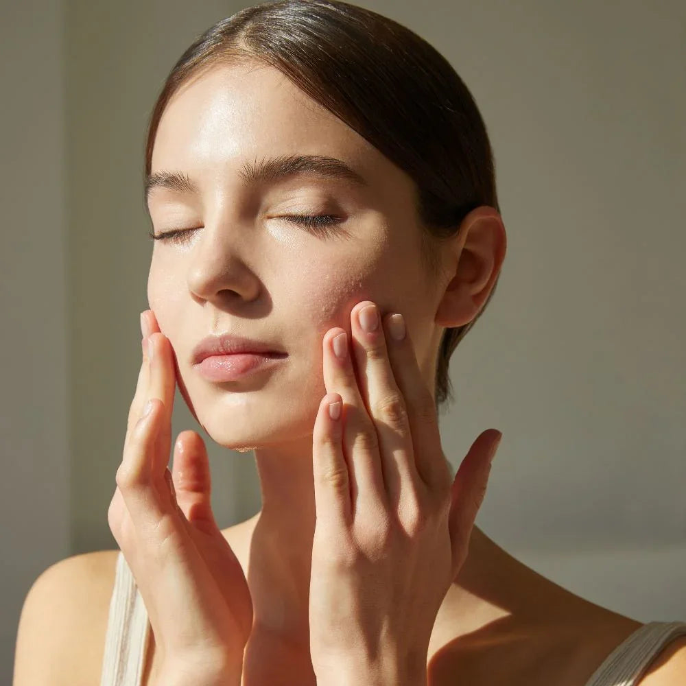 skin1004-madagascar-centella-light-cleansing-oil-30ml-skin-care-skin1004-sri-lanka-orion-beauty-skin1004-official-sole-authorised-reseller-863824 - Orion Beauty